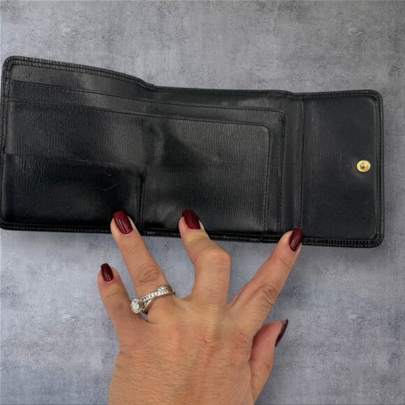 Louis Vuitton Black Epi Leather Elise Wallet - Picture 6 of 7